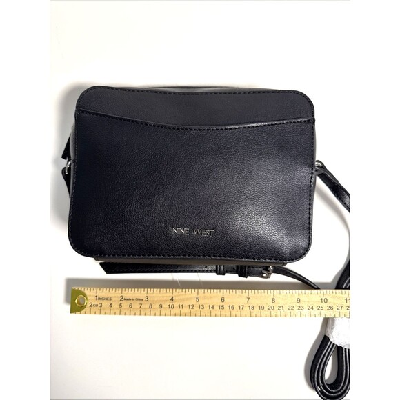 Nine West Calandra Mini Camera Crossbody Black New - Picture 5 of 8